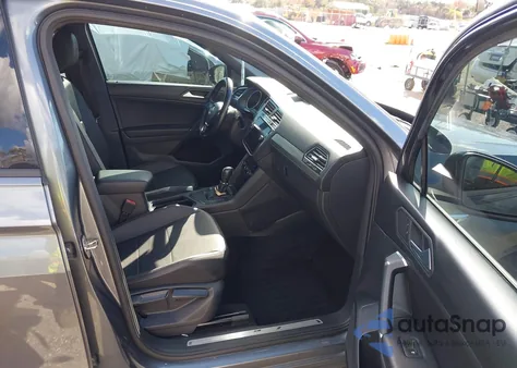 2020 Volkswagen Tiguan 2.0T Se/2.0T Se R-Line Black/2.0T Sel from USA, damaged, VIN 3VV3B7AX8LM056668